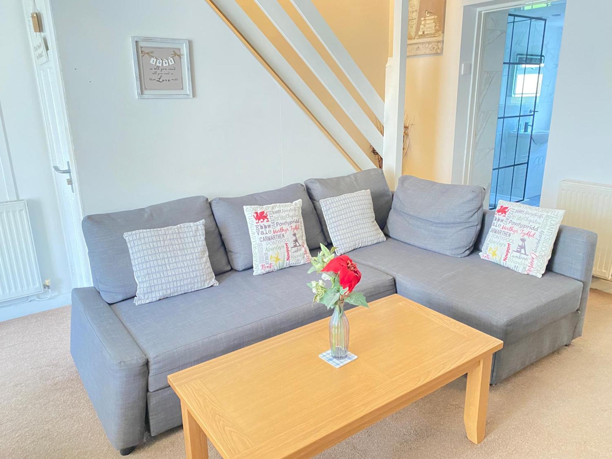 The Cwtch, Log Fire, Sleeps 6, Nr Zip World, Brecon And Bike Park Wales Villa Aberdare Eksteriør billede