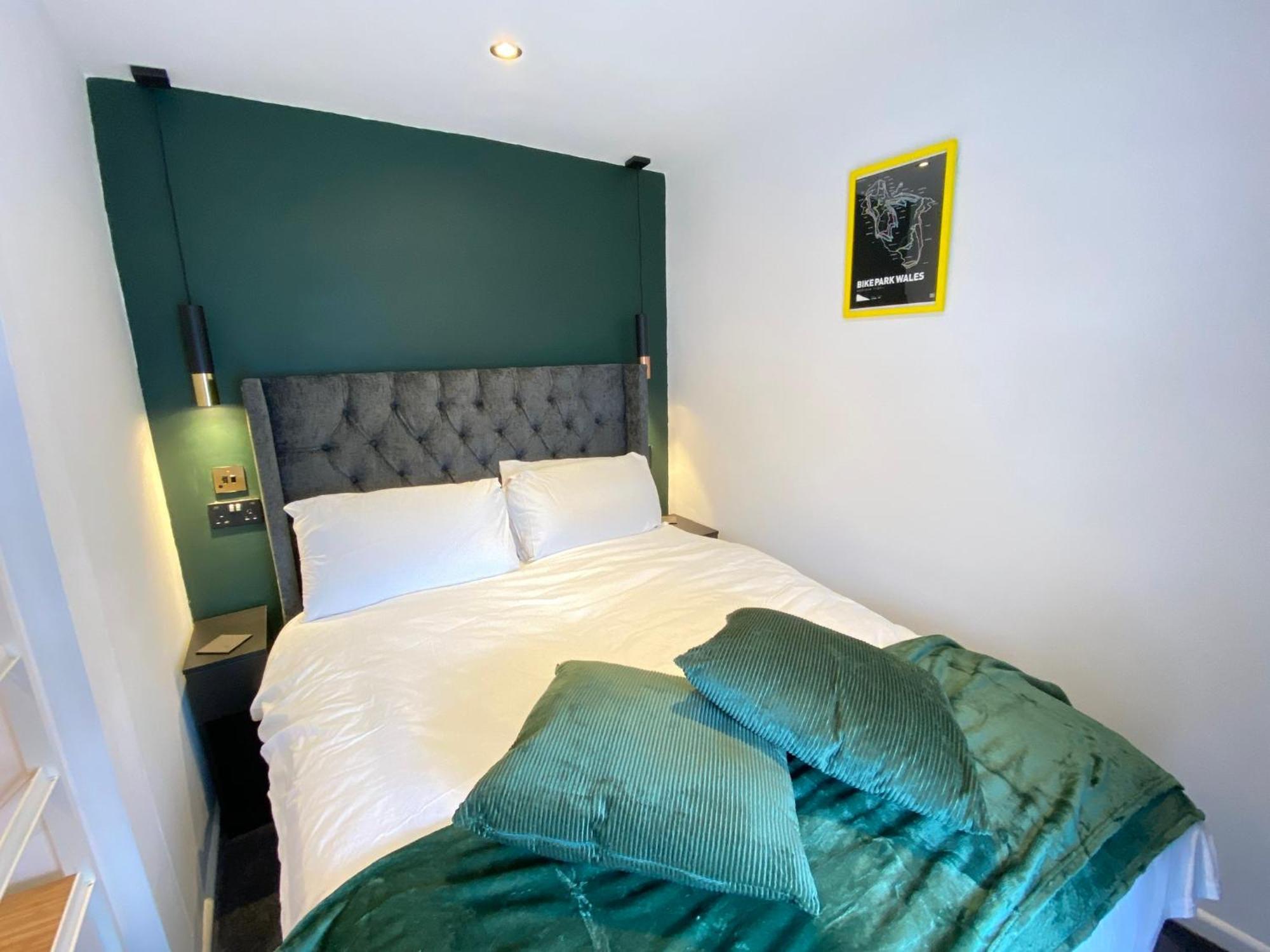 The Cwtch, Log Fire, Sleeps 6, Nr Zip World, Brecon And Bike Park Wales Villa Aberdare Eksteriør billede